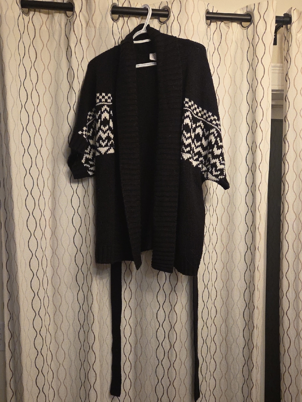 Rip Curl Black Open-Front Cardigan with White Fair Isle Sleeves